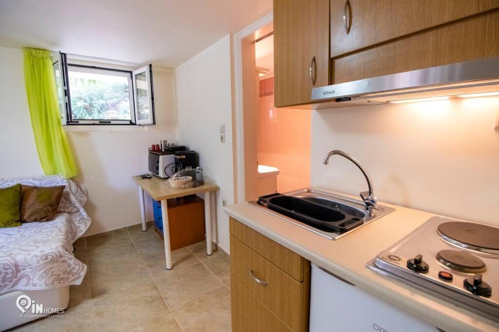 Odysseus Cozy Home Néa Mákri Exteriör bild